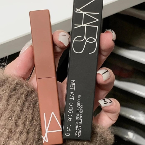 nars-powder-matte-long